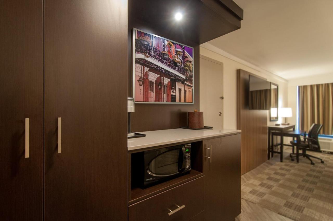 Hotel Crowne Plaza Executive Center Baton Rouge By Ihg Exterior foto