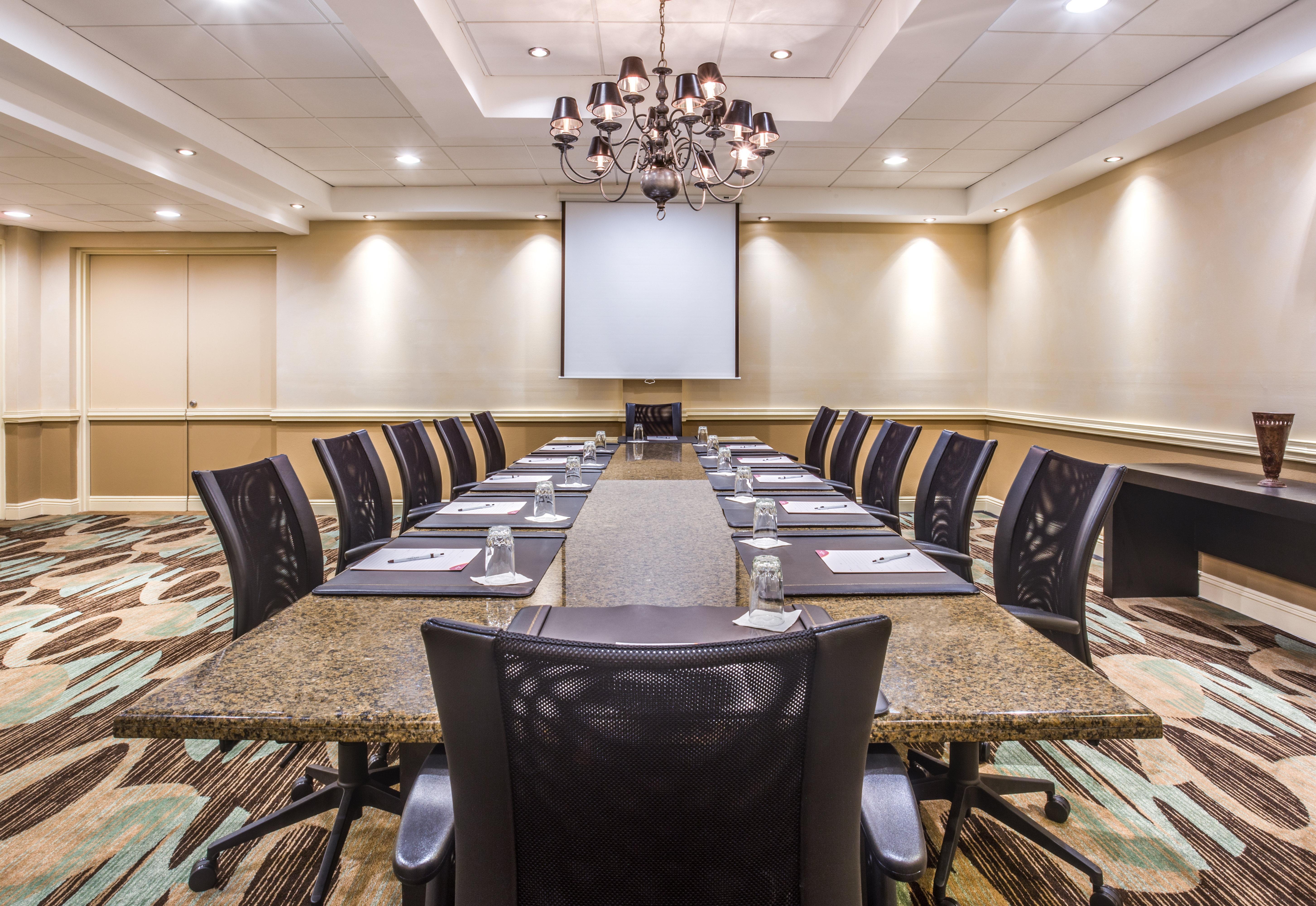 Hotel Crowne Plaza Executive Center Baton Rouge By Ihg Exterior foto