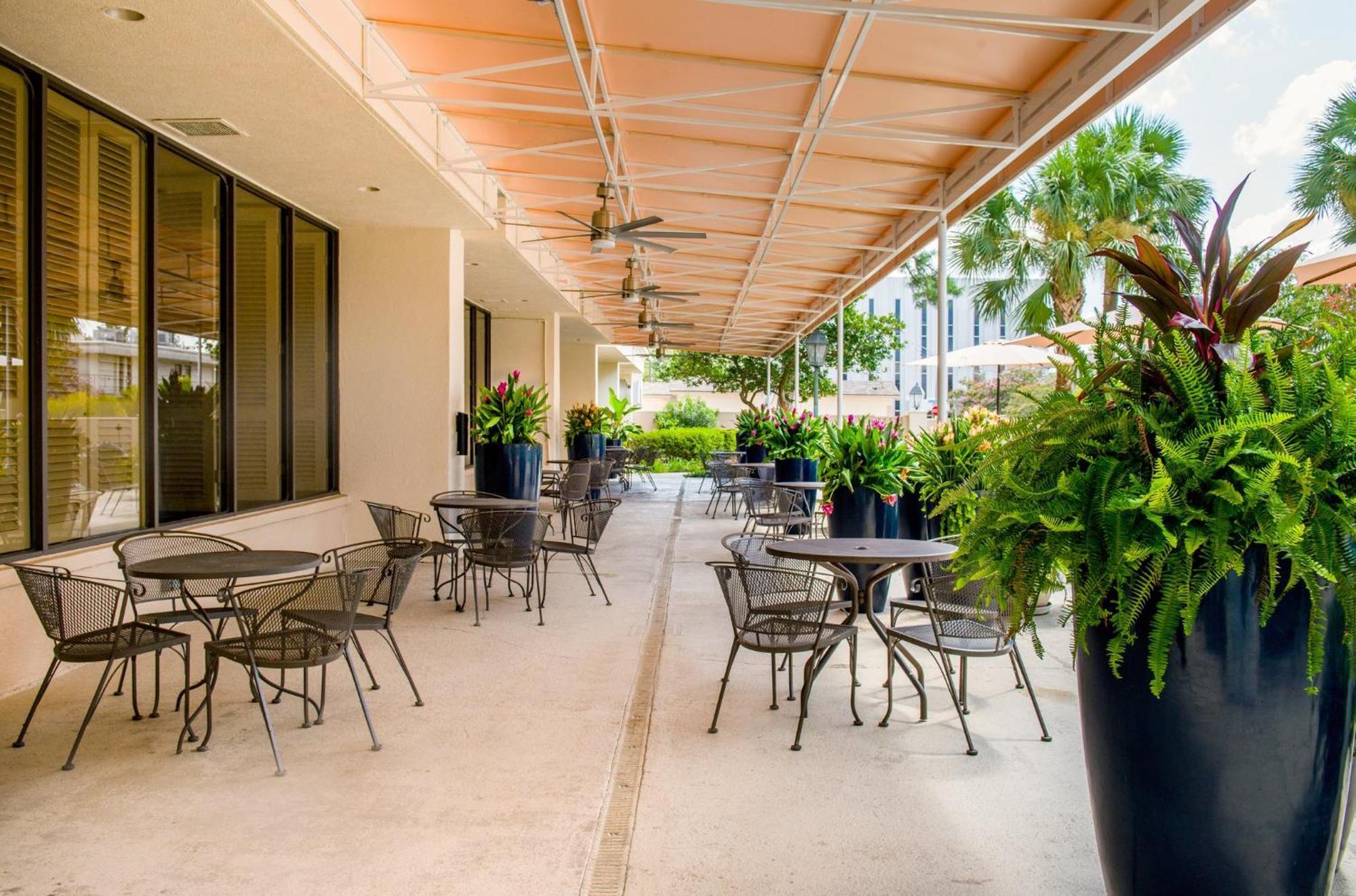 Hotel Crowne Plaza Executive Center Baton Rouge By Ihg Exterior foto